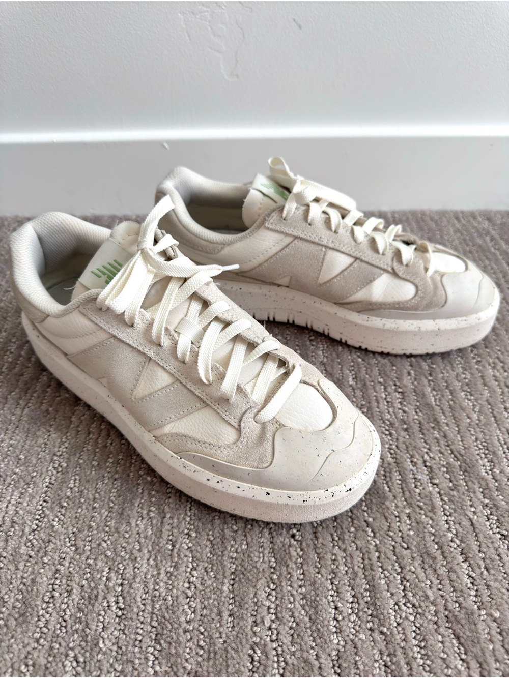 New Balance CT302 Chunky Platform Sneakers Cream Speckled Sole Size M8 / W9.5